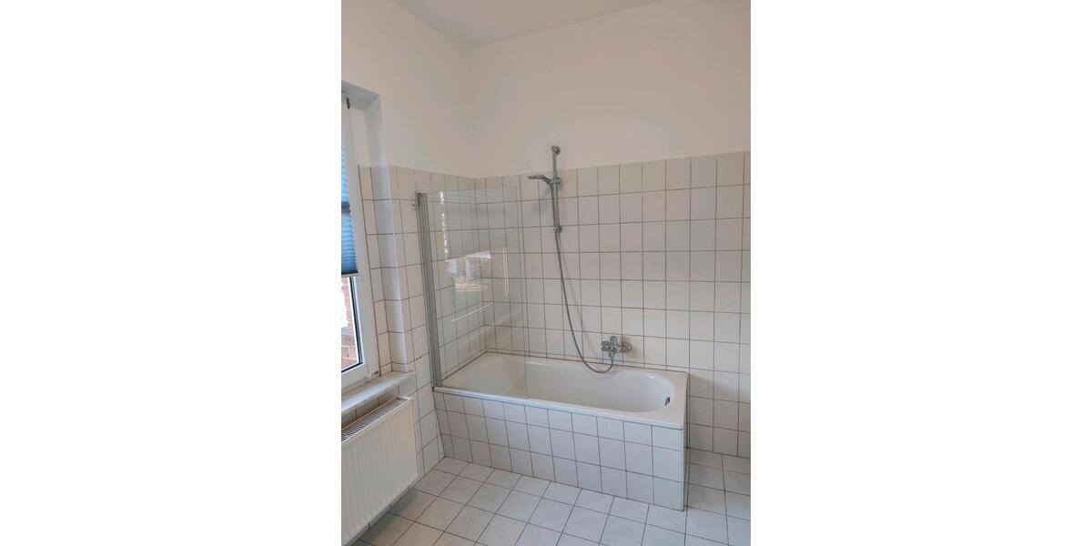 Etagenwohnung Staßfurt Atzendorf - 3 Zimmer, 67 m&sup2;, 350&euro; | Angebot:26067817