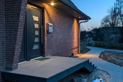 Große, frisch renovierte Wohnung im EG, Erdgeschoß, Erstbezug 4 zimmer