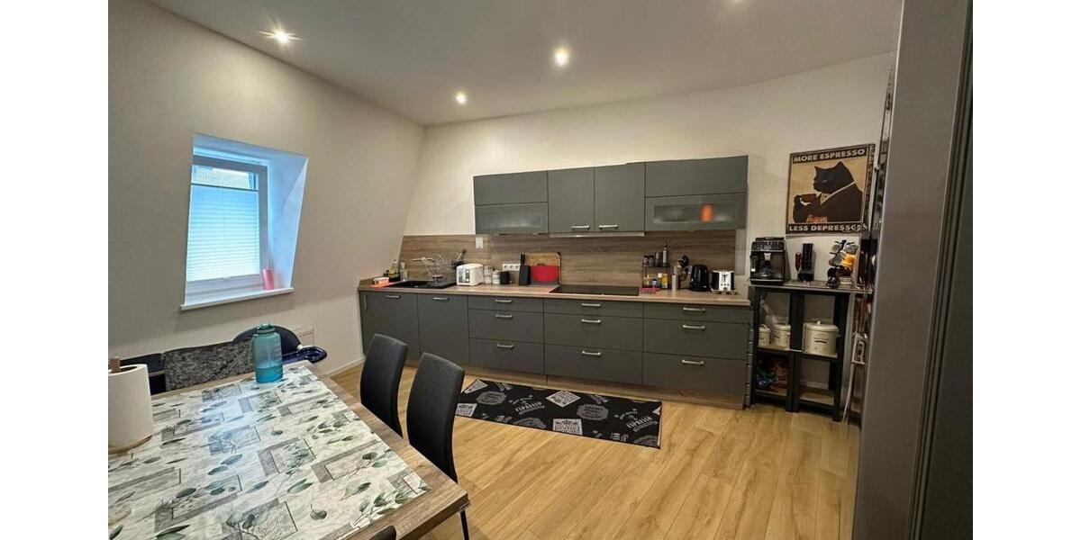 Dachgeschoßwohnung Arnsberg Obereimer - 3 Zimmer, 80 m&sup2;, 720&euro; | Angebot:24391209