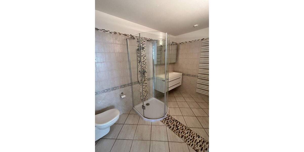 Etagenwohnung Augustusburg - 5 Zimmer, 137 m&sup2;, 825&euro; | Angebot:26037489