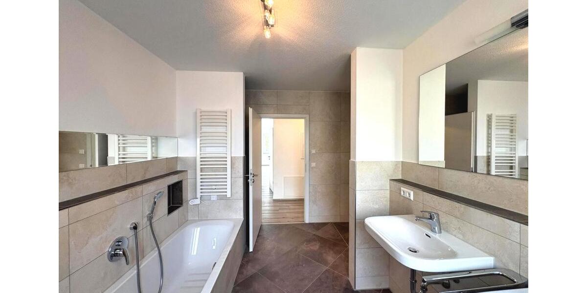 Etagenwohnung Laupheim - 4 Zimmer, 114 m&sup2;, 1.440&euro; | Angebot:26565328