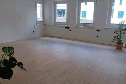 Gewerbeobjekt Nürnberg - 80&euro; | Angebot:25809849