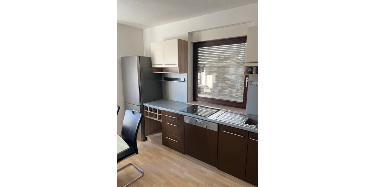 Etagenwohnung Schwandorf - 4 Zimmer, 100 m&sup2;, 920&euro; | Angebot:24867403