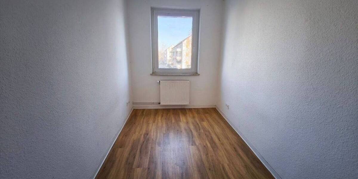 Etagenwohnung Merseburg Kötzschen - 2 Zimmer, 41 m&sup2;, 280&euro; | Angebot:26641667