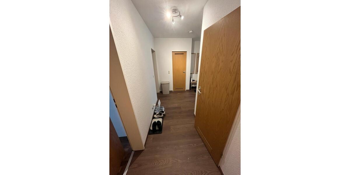 Hochparterre Bremerhaven - 2 Zimmer, 62 m&sup2;, 740&euro; | Angebot:25213500