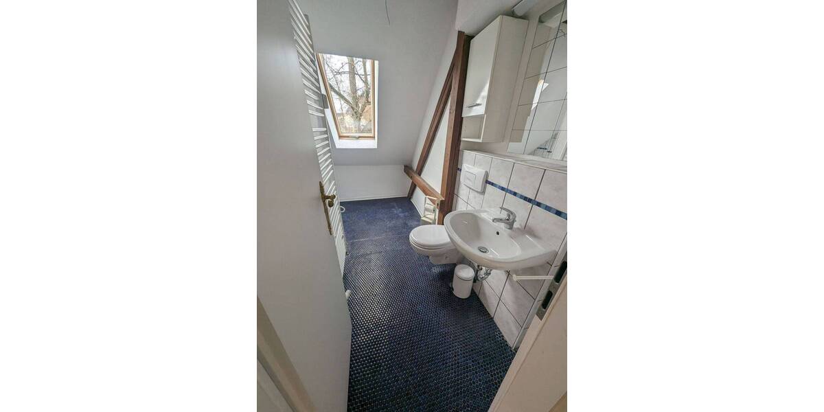 Etagenwohnung Plauen Stadtmitte - 2 Zimmer, 43 m&sup2;, 235&euro; | Angebot:26470860