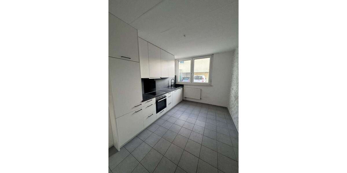 Etagenwohnung Viernheim - 2 Zimmer, 80 m&sup2;, 1.000&euro; | Angebot:27315639