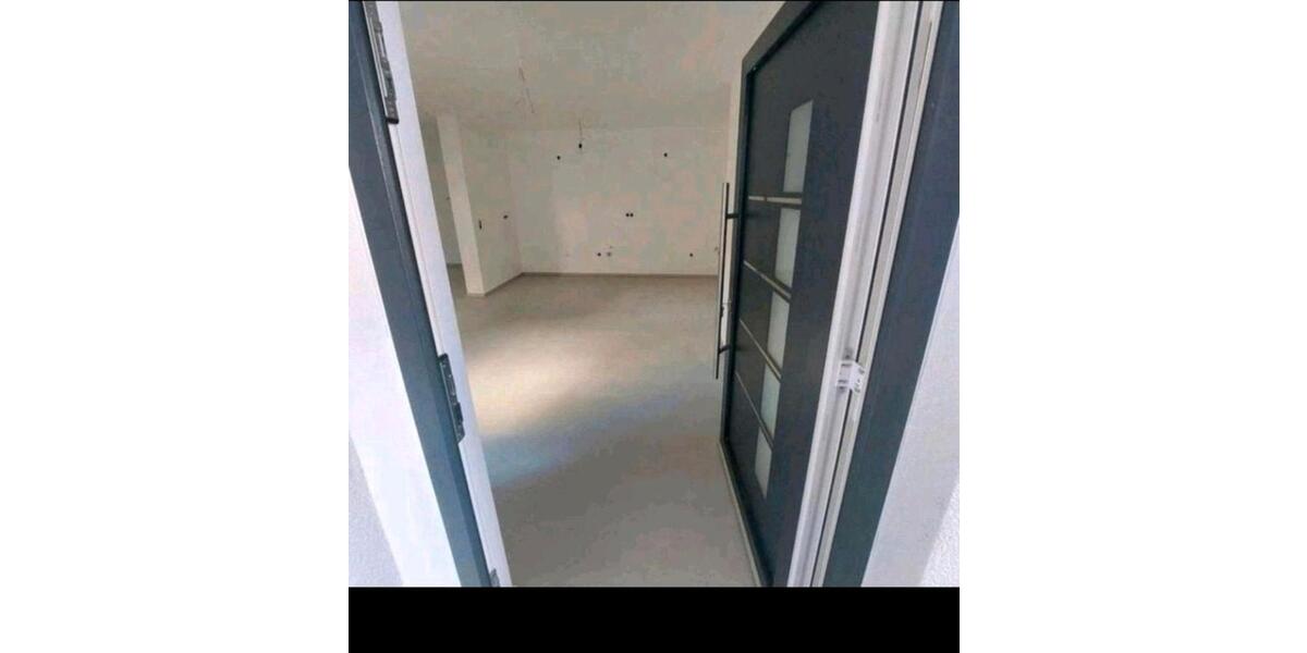 Etagenwohnung Ludwigshafen am Rhein - 2 Zimmer, 65 m&sup2;, 750&euro; | Angebot:24806706