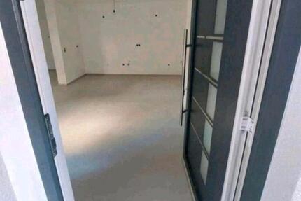 Wohnung Ludwigshafen am Rhein - 2 Zimmer, 65 m&sup2;, 750&euro; | Angebot:24806706