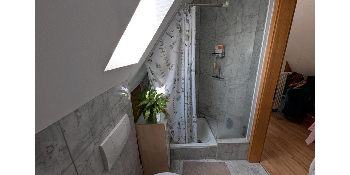 Dachgeschoßwohnung Langen (Hessen) - 1 Zimmer, 25 m&sup2;, 560&euro; | Angebot:26654338