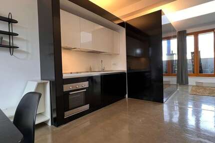 Zimmer Berlin Friedrichshain-Kreuzberg - 1 Zimmer, 1.850&euro; | Angebot:26603811