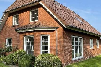 Haus Westerstede - 6 Zimmer, 180 m&sup2;, 950&euro; | Angebot:25352988