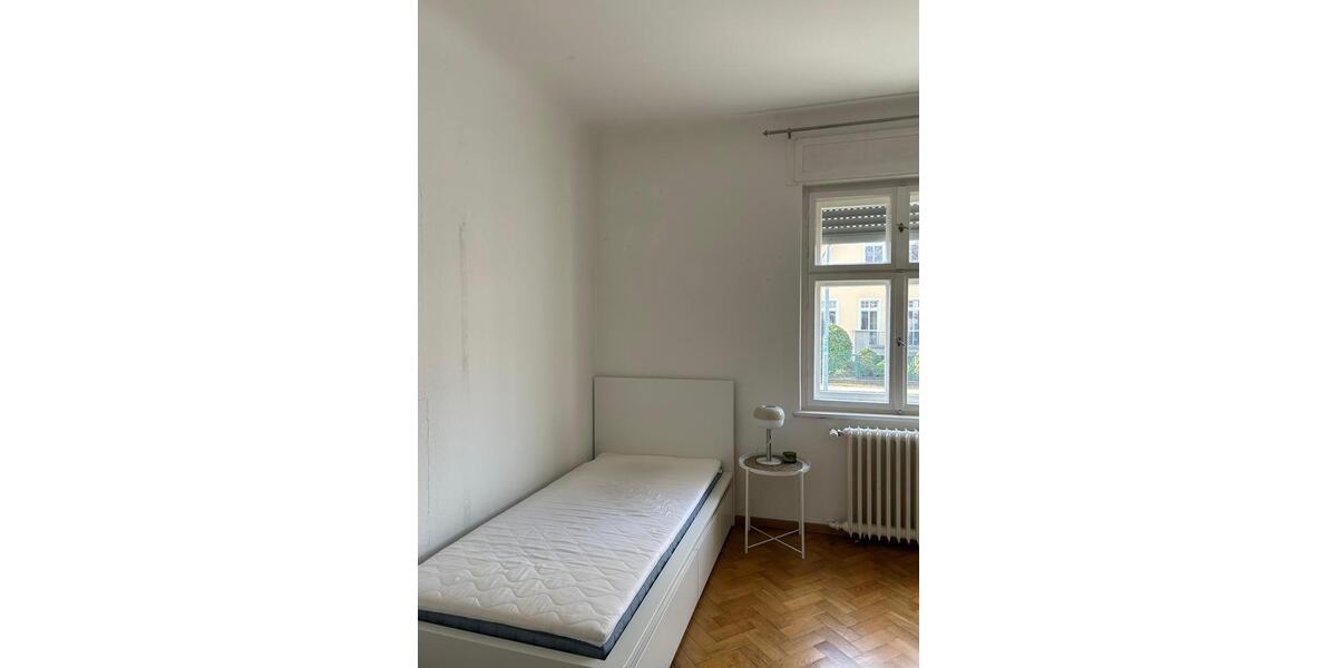 Wohnen auf Zeit Falkensee - 1 Zimmer, 14 m&sup2;, 385&euro; | Angebot:25784650