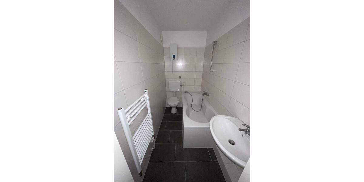 Etagenwohnung Oberhausen Alstaden-Ost - 1 Zimmer, 40 m&sup2;, 300&euro; | Angebot:24251400