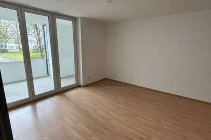 Wohnung Wakdkraiburg Stockham - 3 Zimmer, 77 m&sup2;, 950&euro; | Angebot:26942235