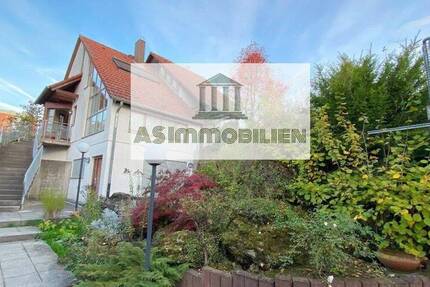 AS ImmobilieN: Charming Single-Family Home with Separate ApartmentOffice in Rüsselsheim Bauschheim