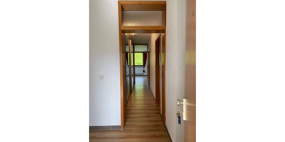 Etagenwohnung Saarbrücken Alt-Saarbrücken - 3 Zimmer, 94 m&sup2;, 970&euro; | Angebot:26388800