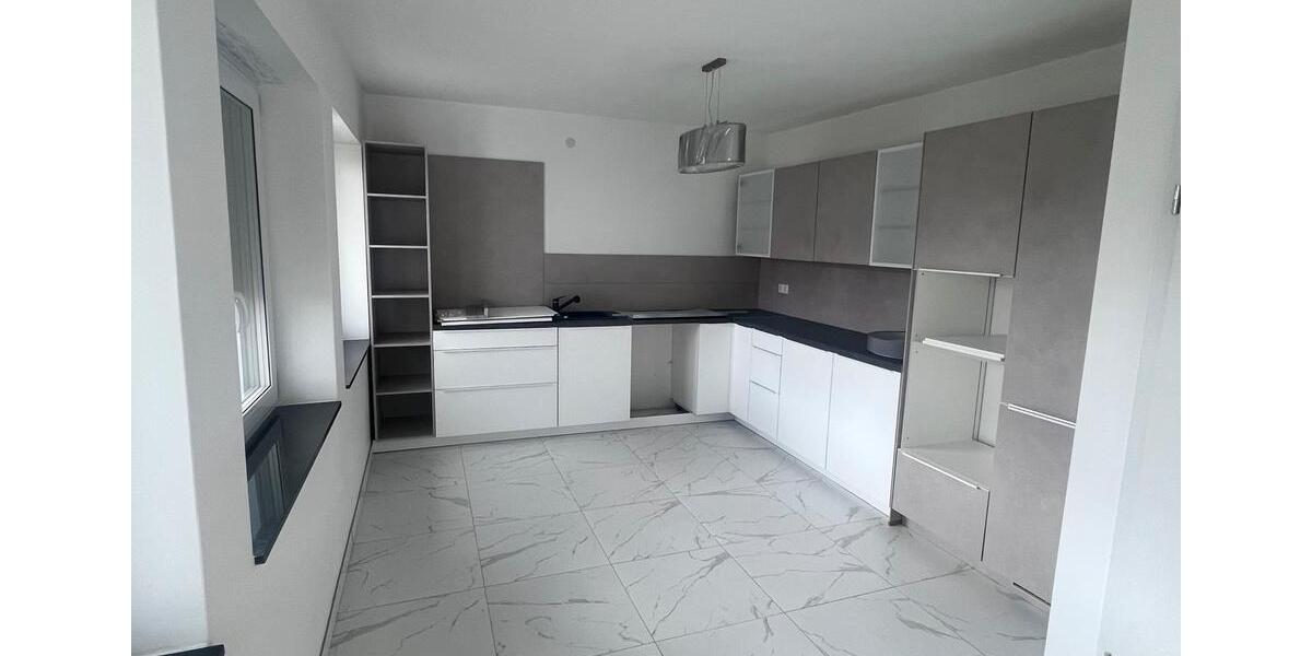 Erdgeschoßwohnung Bad Oeynhausen Rehme - 3 Zimmer, 136 m&sup2;, 1.295&euro; | Angebot:24416159