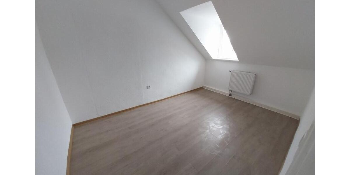 Dachgeschoßwohnung Neunkirchen - 2 Zimmer, 65 m&sup2;, 520&euro; | Angebot:24432027