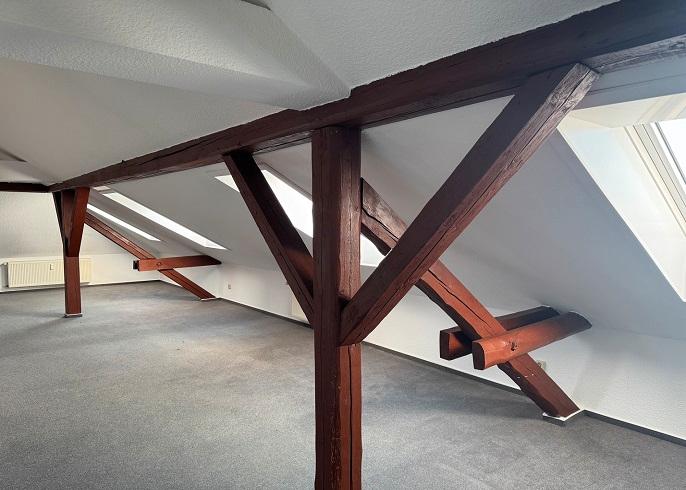 Dachgeschoßwohnung Oschersleben (Bode) - 2 Zimmer, 56 m&sup2;, 265&euro; | Angebot:25181951