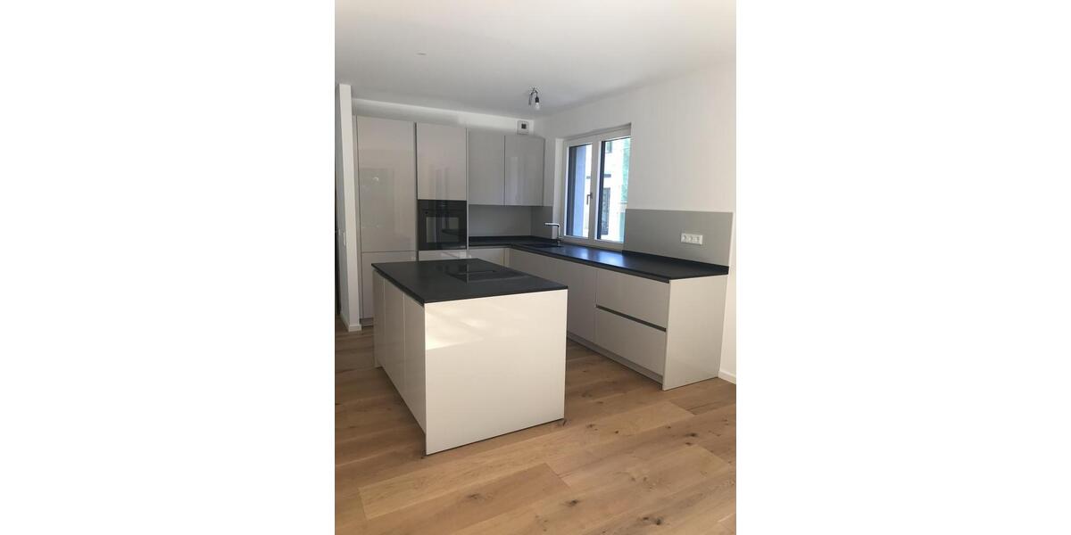 Etagenwohnung Dreieich - 4 Zimmer, 146 m&sup2;, 2.920&euro; | Angebot:19447354