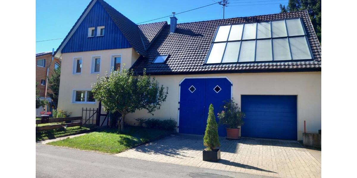 Wohnen auf Zeit Meßstetten - 4 Zimmer, 160 m&sup2;, 500&euro; | Angebot:25873304