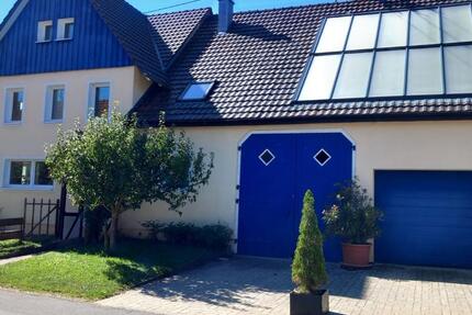 Wohnen auf Zeit Meßstetten - 4 Zimmer, 160 m&sup2;, 650&euro; | Angebot:25873304