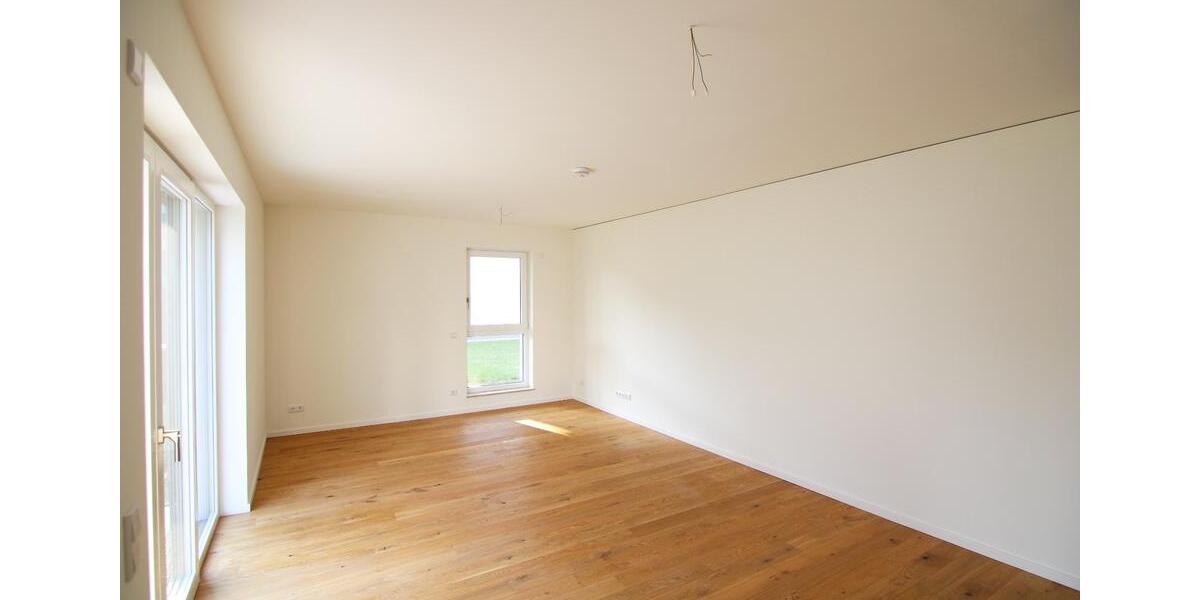 Erdgeschoßwohnung Königs Wusterhausen - 3 Zimmer, 95 m&sup2;, 1.249&euro; | Angebot:23424238