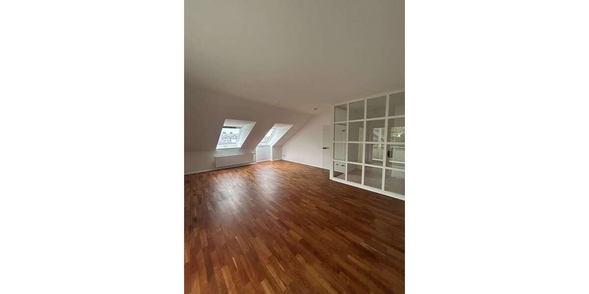 Etagenwohnung Offenbach am Main Buchrain - 3 Zimmer, 106 m&sup2;, 1.400&euro; | Angebot:26088411