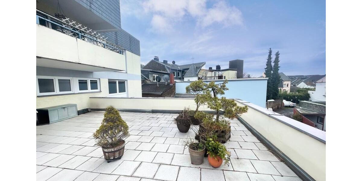 Dachgeschoßwohnung Königswinter - 2 Zimmer, 80 m&sup2;, 950&euro; | Angebot:25102163