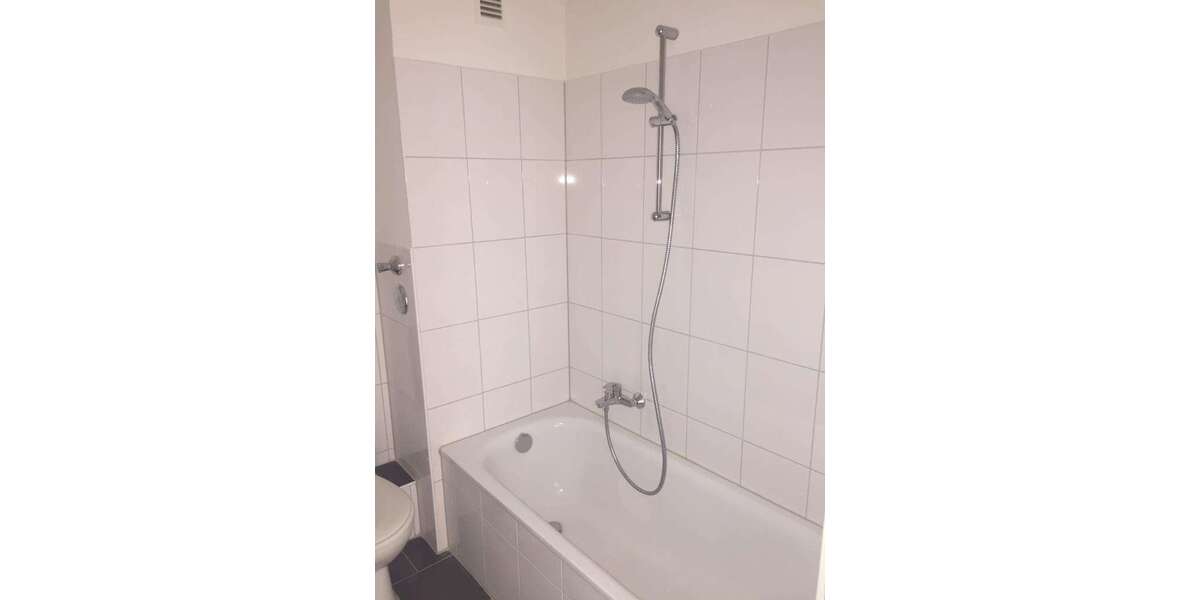 Etagenwohnung Duisburg Wanheimerort - 3 Zimmer, 74 m&sup2;, 699&euro; | Angebot:26184566