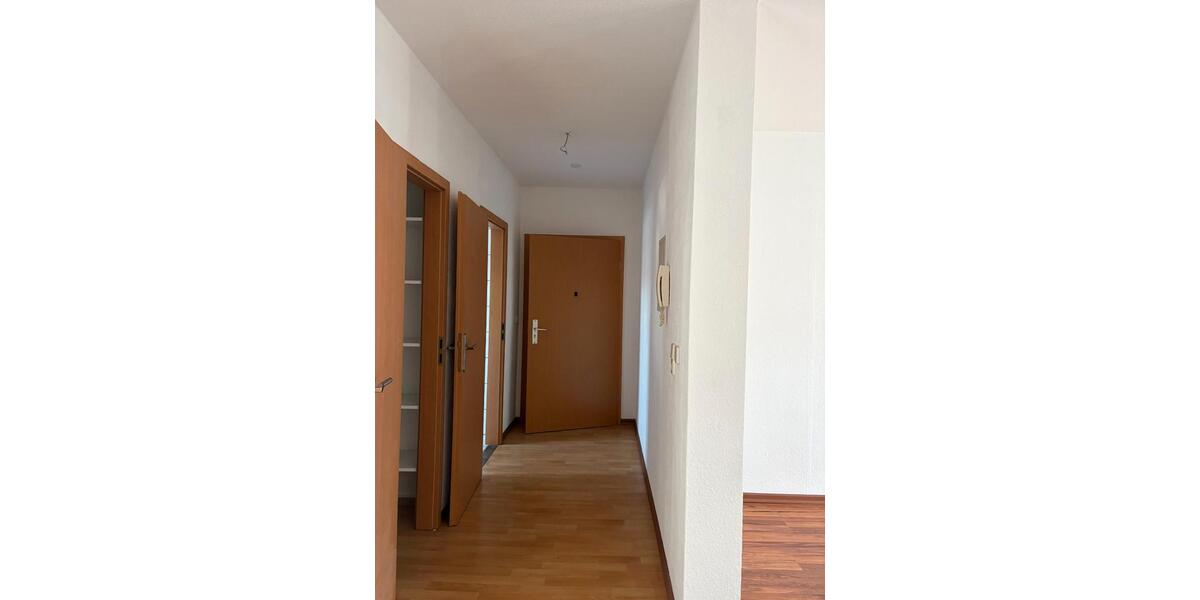 Dachgeschoßwohnung Eilenburg - 1 Zimmer, 45 m&sup2;, 348&euro; | Angebot:27629848
