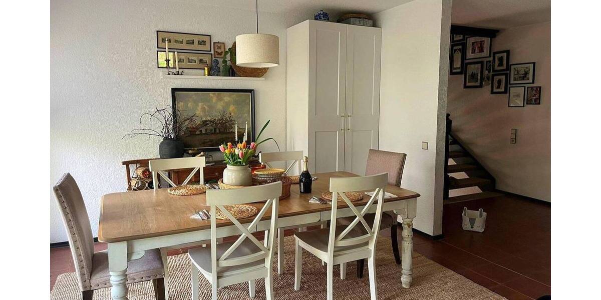 Mehrfamilienhaus, Wohnhaus Weil der Stadt - 7 Zimmer, 200 m&sup2;, 2.700&euro; | Angebot:26106042