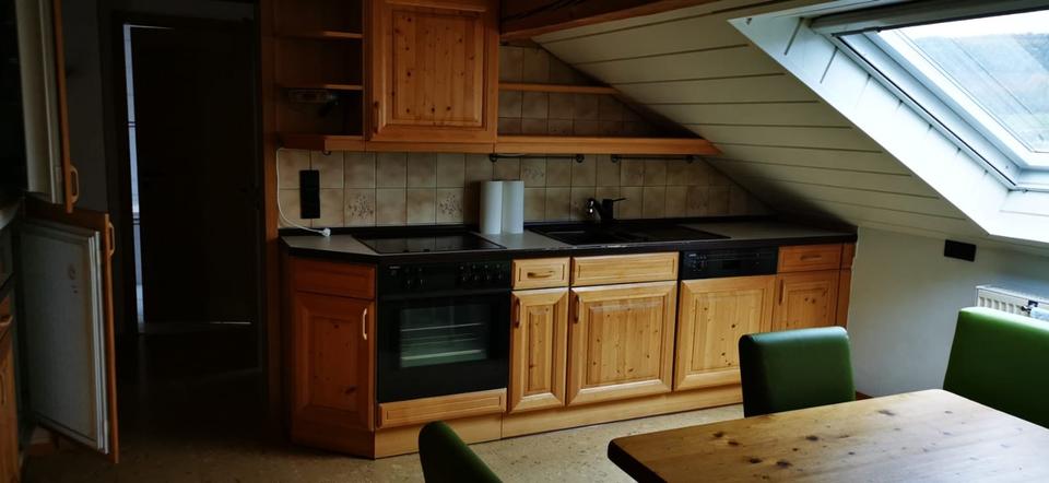 Dachgeschoßwohnung Biebergemünd - 3.5 Zimmer, 110 m&sup2;, 880&euro; | Angebot:25956836