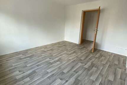 Wohnung zum Mieten in Suhl 461,28 € 65.81 m²