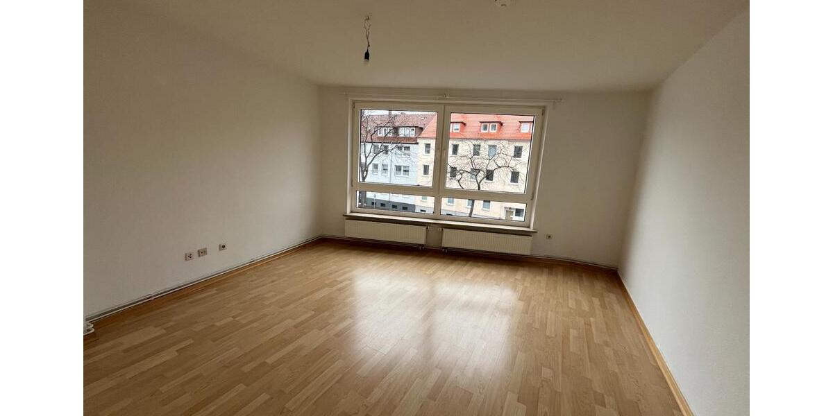 Etagenwohnung Hildesheim - 2 Zimmer, 62 m&sup2;, 700&euro; | Angebot:25933194