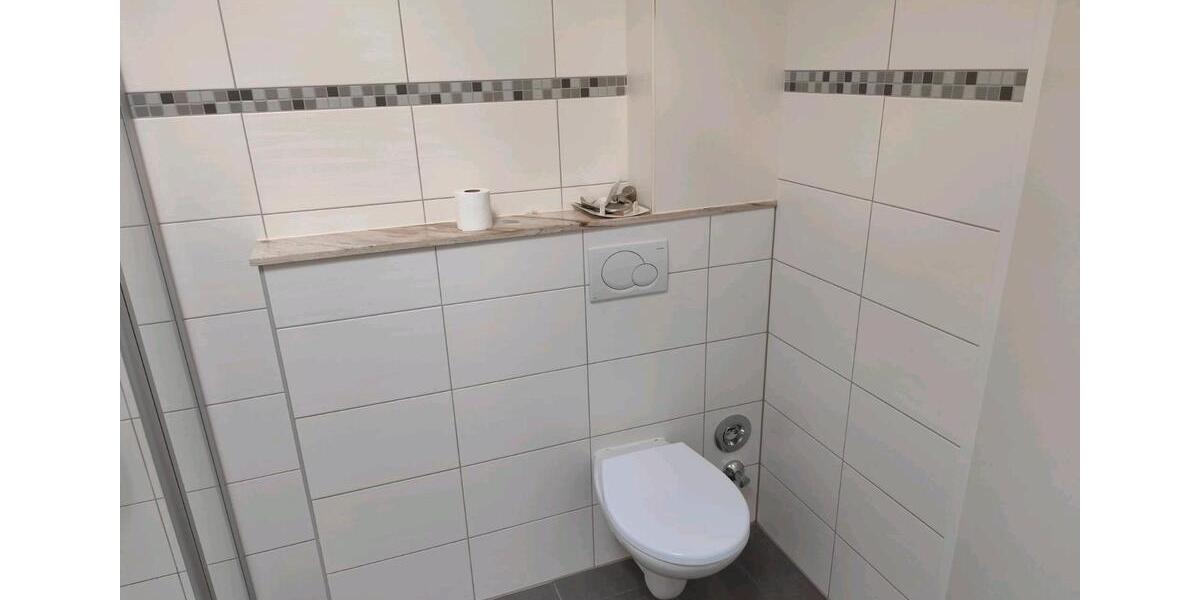 Dachgeschoßwohnung Hennef (Sieg) - 2 Zimmer, 70 m&sup2;, 900&euro; | Angebot:26679364