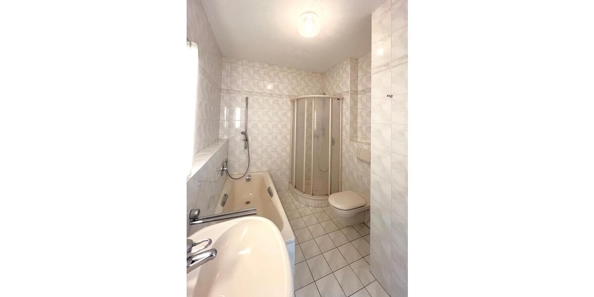 Erdgeschoßwohnung Würzburg Frauenland - 3 Zimmer, 89 m&sup2;, 1.350&euro; | Angebot:25990535