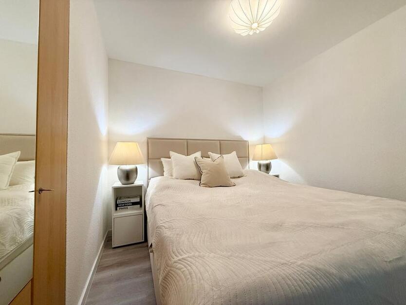 Exklusive möbl. Wohnung mit Seeblick, Pool und Sauna in Cuxhaven