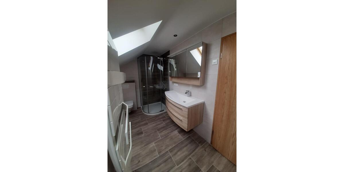 Doppelhaushälfte Greiz - 5 Zimmer, 160 m&sup2;, 1.300&euro; | Angebot:24640736