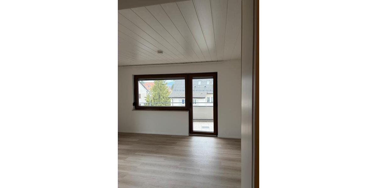 Etagenwohnung Waiblingen - 3 Zimmer, 74 m&sup2;, 1.400&euro; | Angebot:25570922