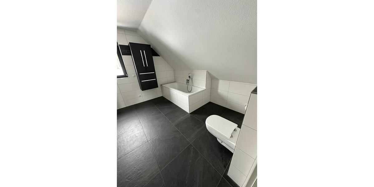 Etagenwohnung Forchheim - 5 Zimmer, 125 m&sup2;, 2.100&euro; | Angebot:24976698