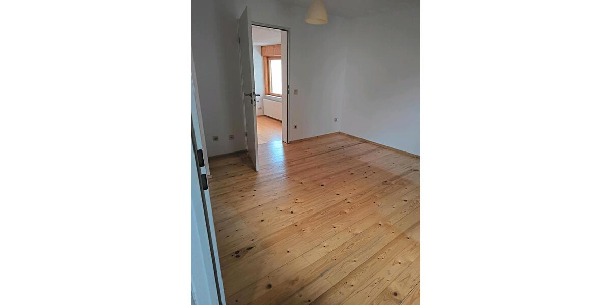 Etagenwohnung Lich - 2 Zimmer, 45 m&sup2;, 500&euro; | Angebot:26032238