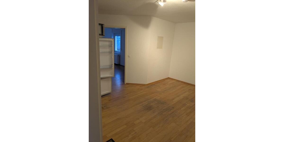 Etagenwohnung Konstanz Dettingen-Wallhausen - 4 Zimmer, 90 m&sup2;, 1.500&euro; | Angebot:24782086