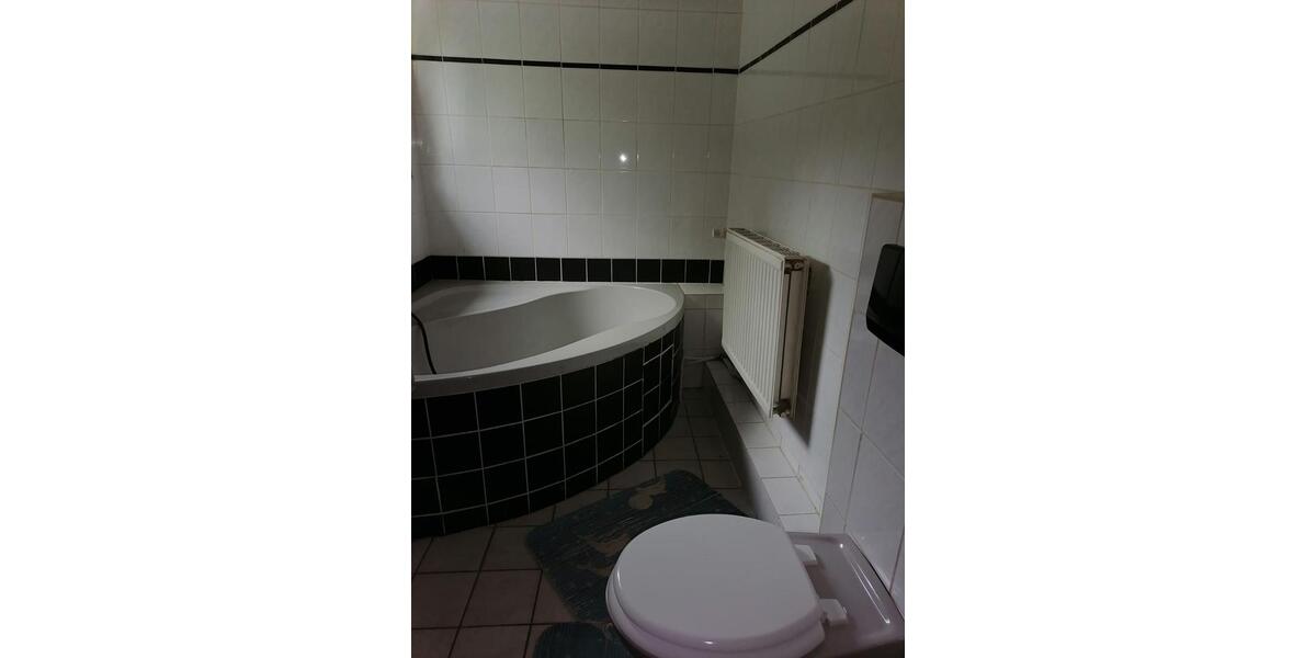 Wohnen auf Zeit Wiehl - 3 Zimmer, 86 m&sup2;, 12&euro; | Angebot:26402581