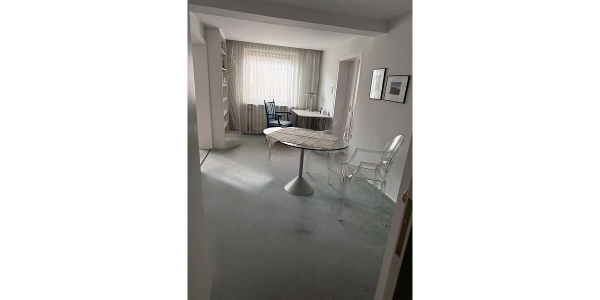 Etagenwohnung Neukirchen - 3 Zimmer, 230 m&sup2;, 800&euro; | Angebot:26413348