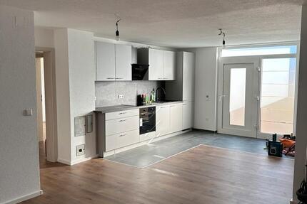 Einliegerwohnung Erstbezug 1.5 zimmer