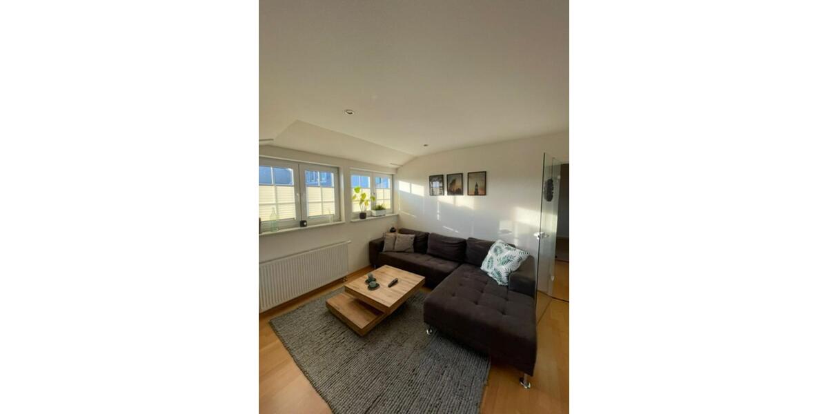 Dachgeschoßwohnung Auetal - 2.5 Zimmer, 71 m&sup2;, 490&euro; | Angebot:25378942