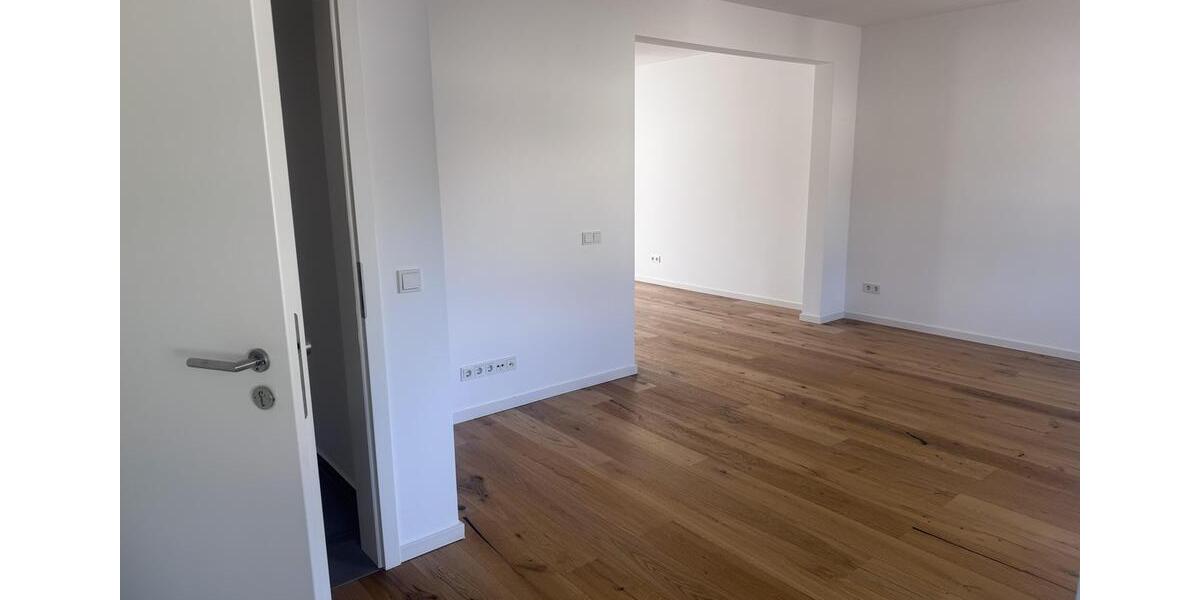 Etagenwohnung Herborn - 4 Zimmer, 107 m&sup2;, 1.250&euro; | Angebot:26623575