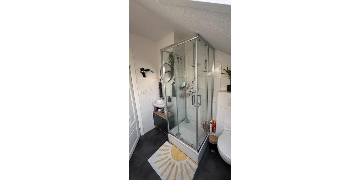 Dachgeschoßwohnung Neumünster Brachenfeld/Ruthenberg - 3 Zimmer, 70 m&sup2;, 755&euro; | Angebot:24608901